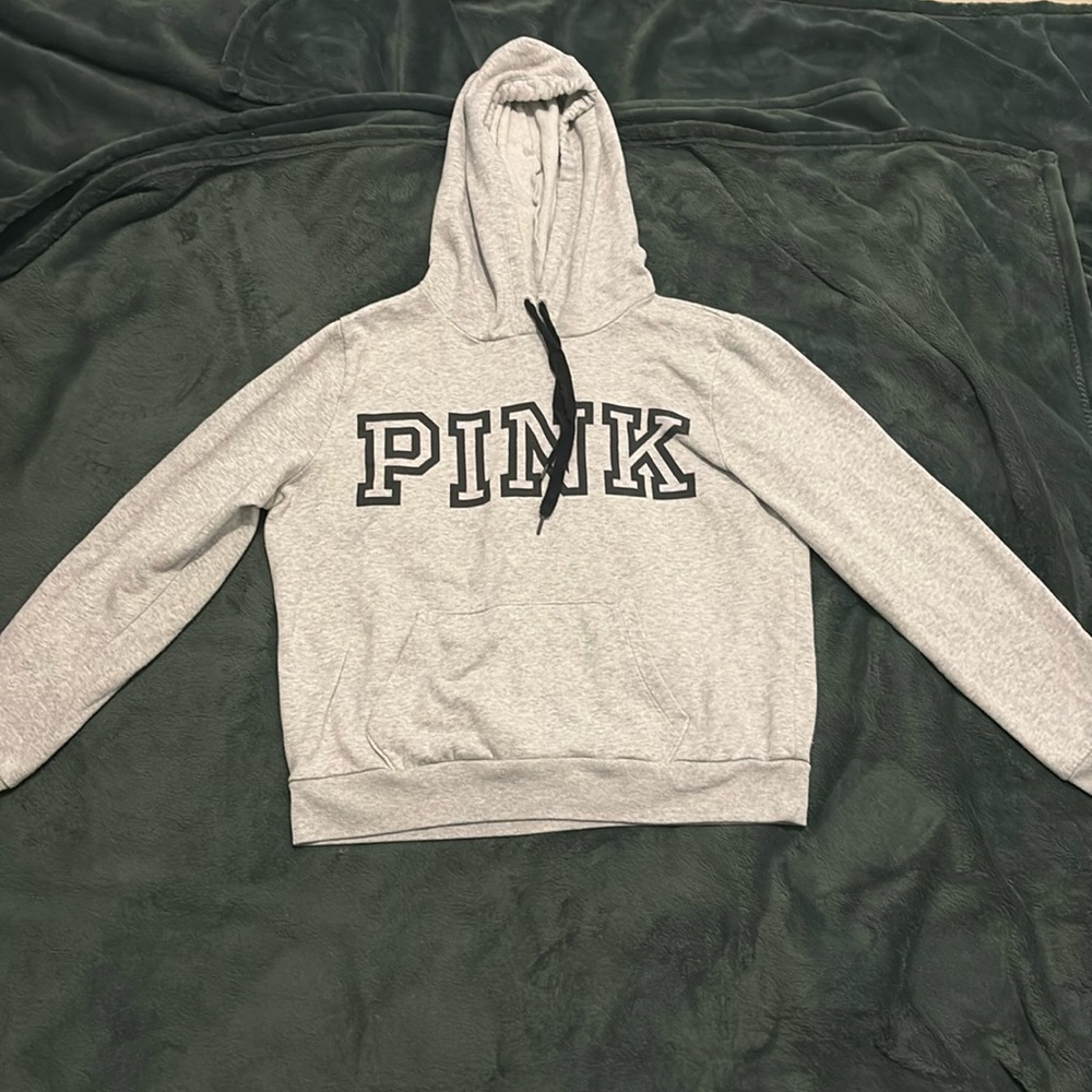 PINK Hoodie 
-Color gray 
-Size M